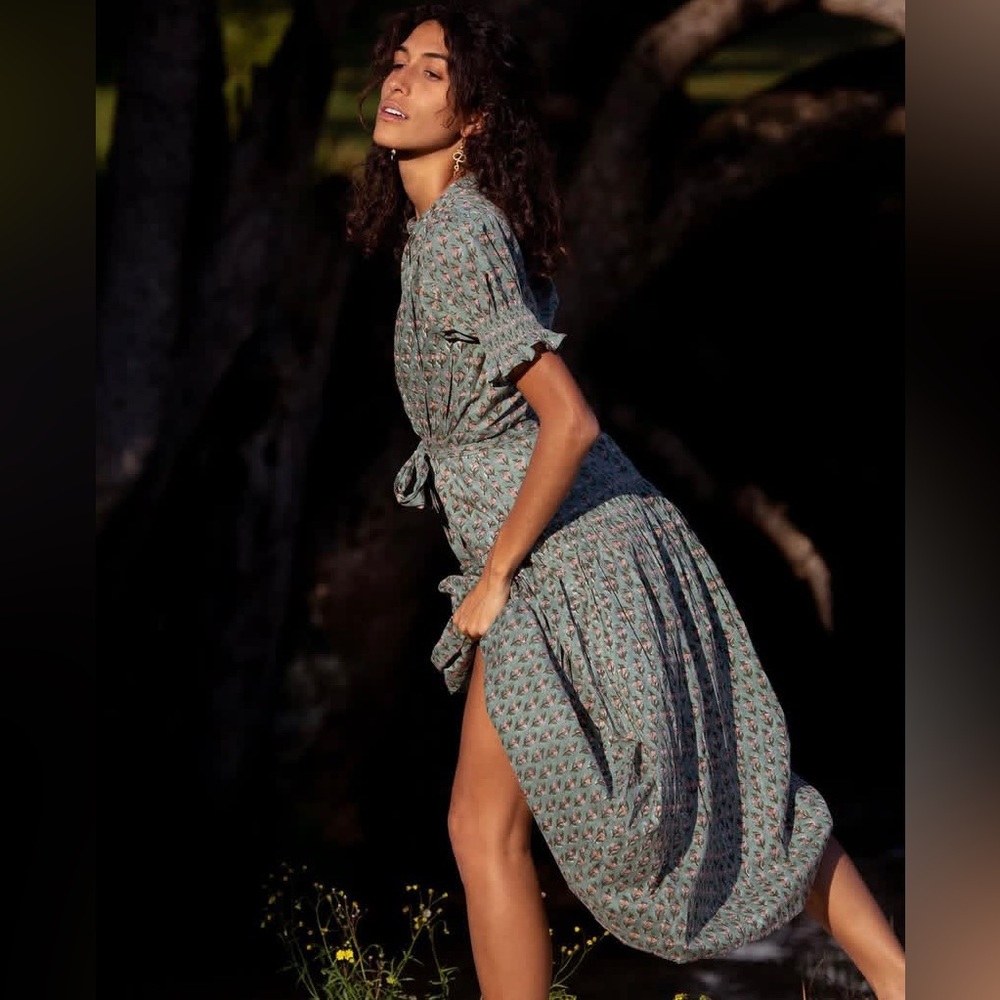 Daughters Of India Elegant Green Floral Women's Dress